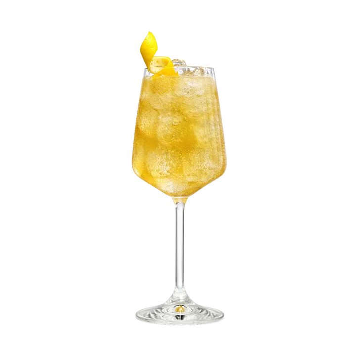 The Gala Cocktail: Cognac and Lemonade | Courvoisier